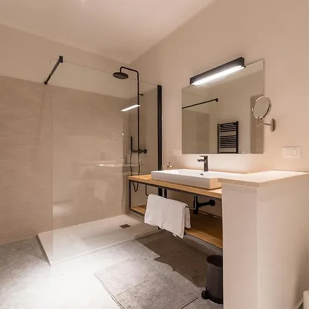 L'abbraccio Della Quercia Apartment *